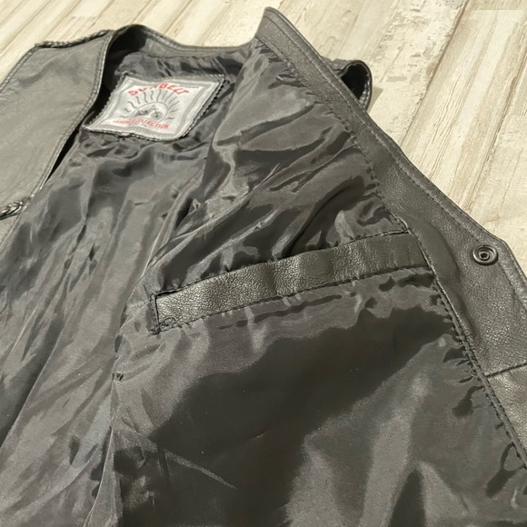 VTG Sunbelt Leather Collection Black Leather Lace Up Sides Vest Mens 48 - Picture 4 of 9